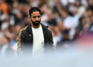 Manchester United Pecat Ruben Amorim, Klub Rugi Ratusan Miliar Rupiah