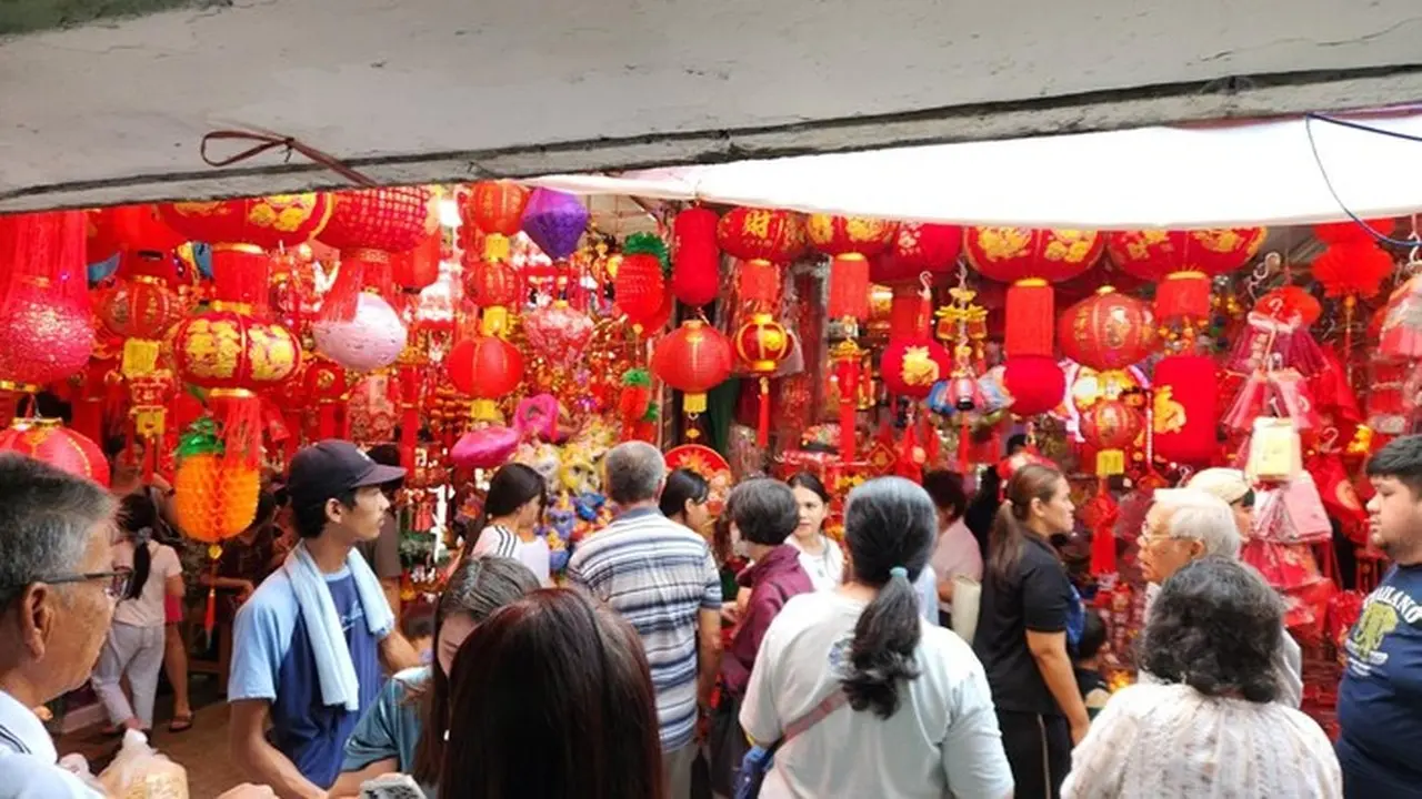 Jelang Imlek 2026, Glodok Pancoran Diserbu Warga, Pedagang Angpau dan Lampion Raup Cuan Jelang Imlek 2026, Glodok Pancoran Diserbu Warga, Pedagang Angpau dan Lampion Raup Cuan