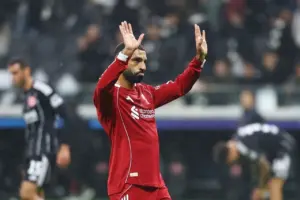 Mohamed Salah Tegaskan Fokus Penuh di Liverpool, Abaikan Tawaran Arab Saudi