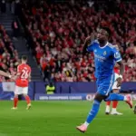 Vinicius Jr. Cetak Gol Indah, Real Madrid Ungguli Benfica di Leg Pertama Play-off Liga Champions Vinicius Jr. Cetak Gol Indah, Real Madrid Ungguli Benfica di Leg Pertama Play-off Liga Champions