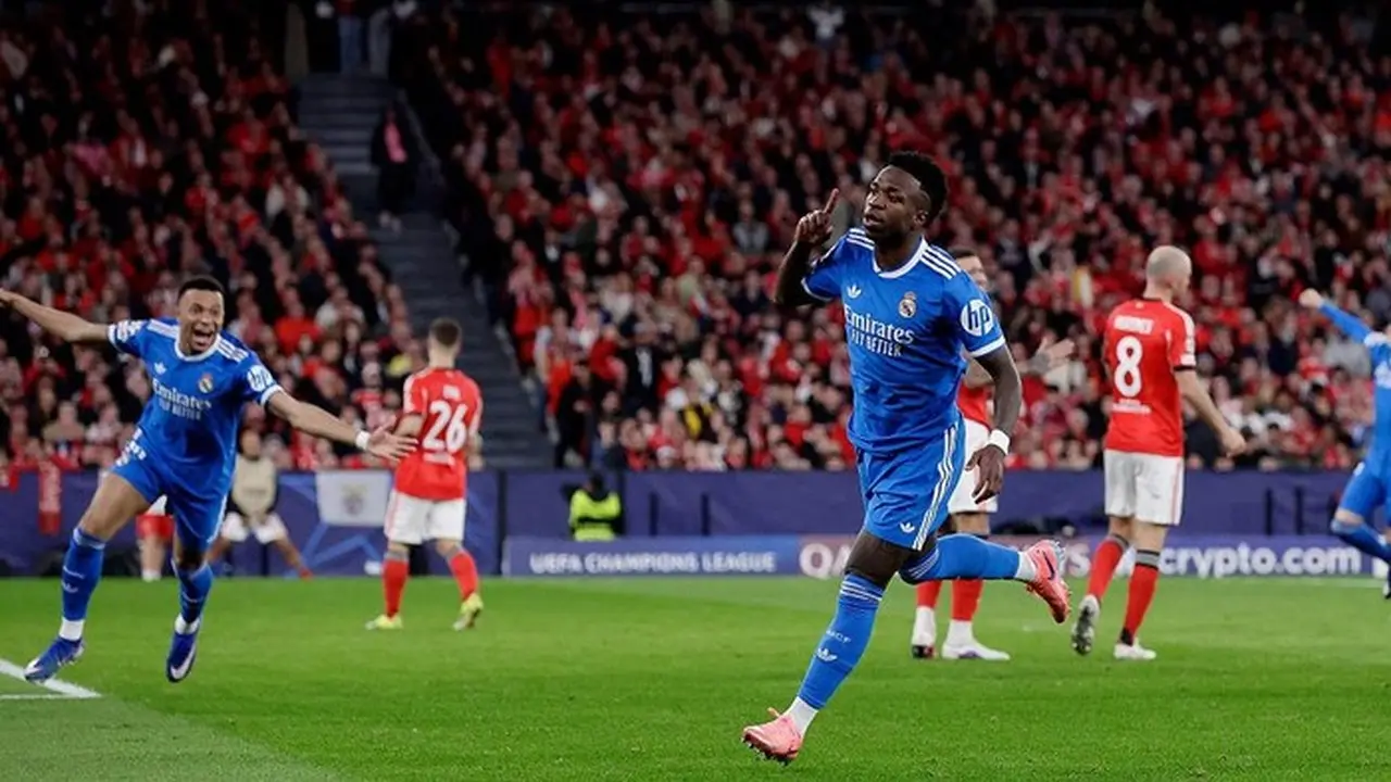 Vinicius Jr. Cetak Gol Indah, Real Madrid Ungguli Benfica di Leg Pertama Play-off Liga Champions Vinicius Jr. Cetak Gol Indah, Real Madrid Ungguli Benfica di Leg Pertama Play-off Liga Champions