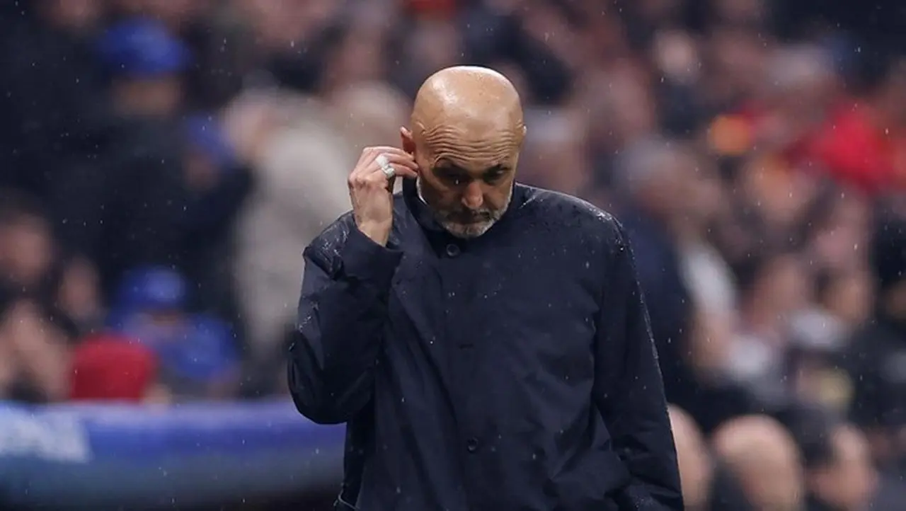Juventus Terpuruk di Liga Champions: Spalletti Fokus Aksi, Bukan Janji Comeback Juventus Terpuruk di Liga Champions: Spalletti Fokus Aksi, Bukan Janji Comeback