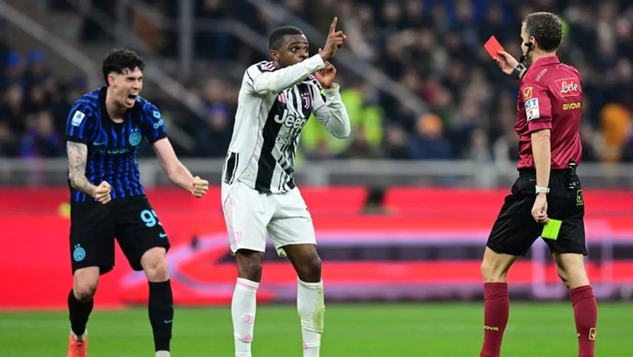 Bastoni Minta Maaf Usai Rayakan Kartu Merah Kalulu, Bek Juventus Enggan Perpanjang Masalah Bastoni Minta Maaf Usai Rayakan Kartu Merah Kalulu, Bek Juventus Enggan Perpanjang Masalah