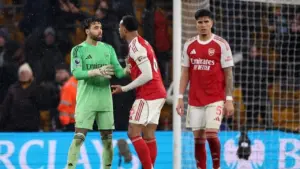 Arsenal Terpeleset Lagi, Paul Merson Ingatkan: Jangan Main ‘Gigi Dua’ Jika Ingin Juara Liga Inggris