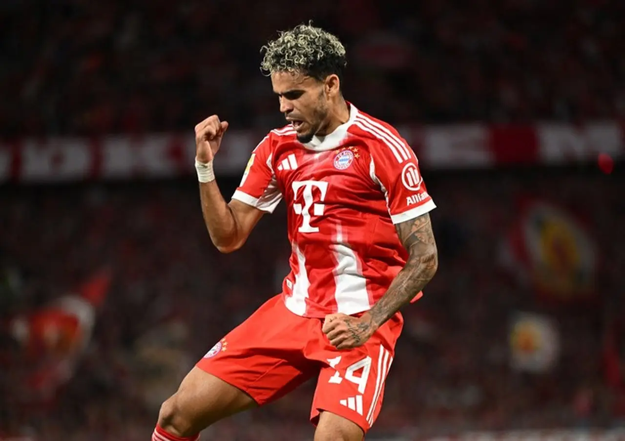 Luis Diaz Ungkap Alasan Mantap Pilih Bayern Munich: Klub Besar dengan Fasilitas Kelas Atas Luis Diaz Ungkap Alasan Mantap Pilih Bayern Munich: Klub Besar dengan Fasilitas Kelas Atas