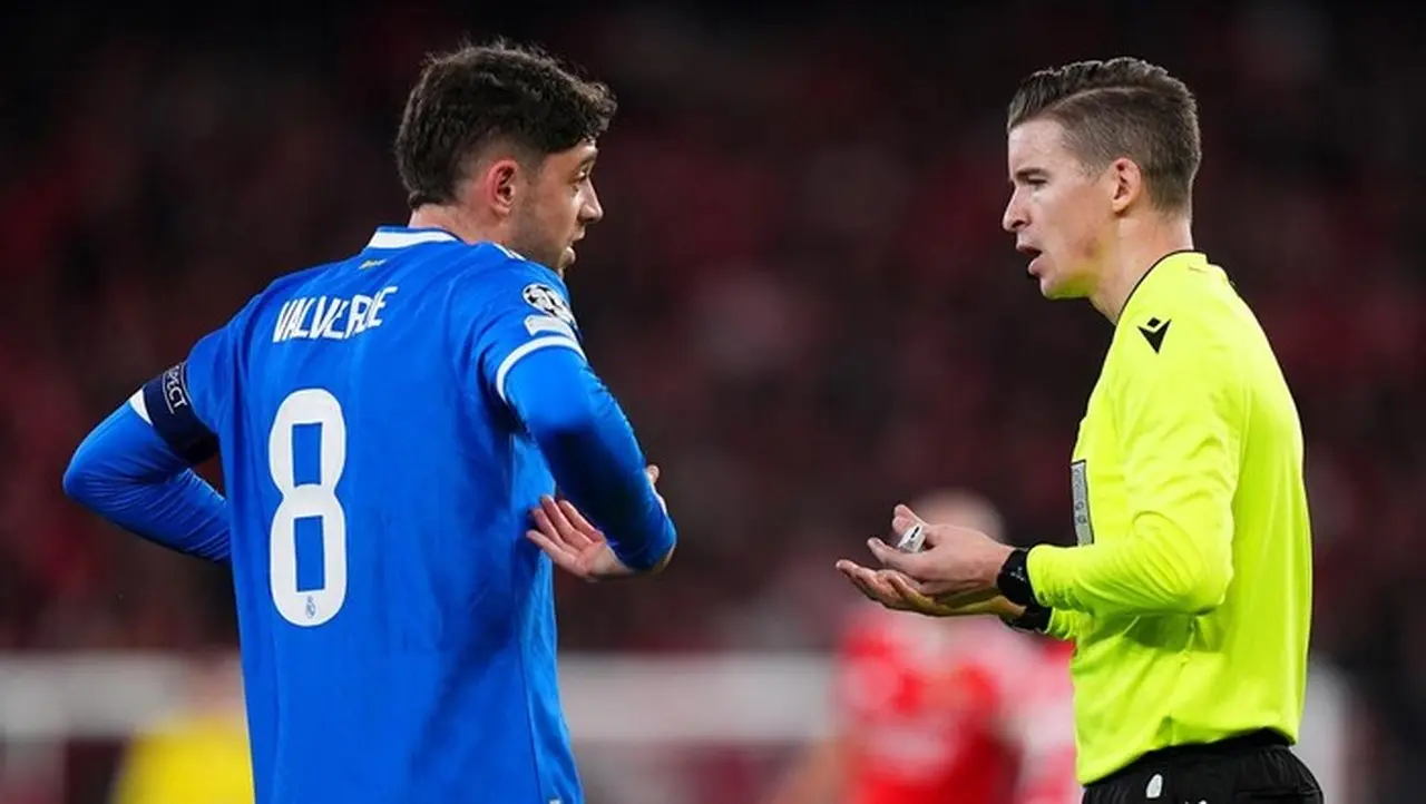 Benfica Laporkan Federico Valverde ke UEFA atas Insiden Pukulan di Laga Liga Champions Benfica Laporkan Federico Valverde ke UEFA atas Insiden Pukulan di Laga Liga Champions