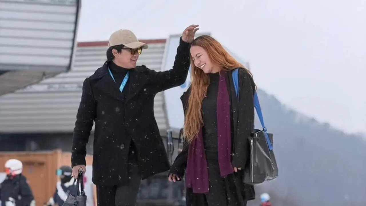 Pesulap Merah Ungkap Alasan Poligami Ratu Rizky Nabila: Demi Hindari Zina Pesulap Merah Ungkap Alasan Poligami Ratu Rizky Nabila: Demi Hindari Zina