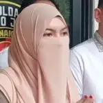 Wardatina Mawa Nikmati Peran Selebritas Baru di Tengah Konflik Perselingkuhan dengan Inara Rusli Wardatina Mawa Nikmati Peran Selebritas Baru di Tengah Konflik Perselingkuhan dengan Inara Rusli