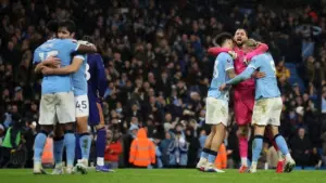 Persaingan Ketat Liga Inggris: Manchester City Kejar Arsenal di Puncak Klasemen