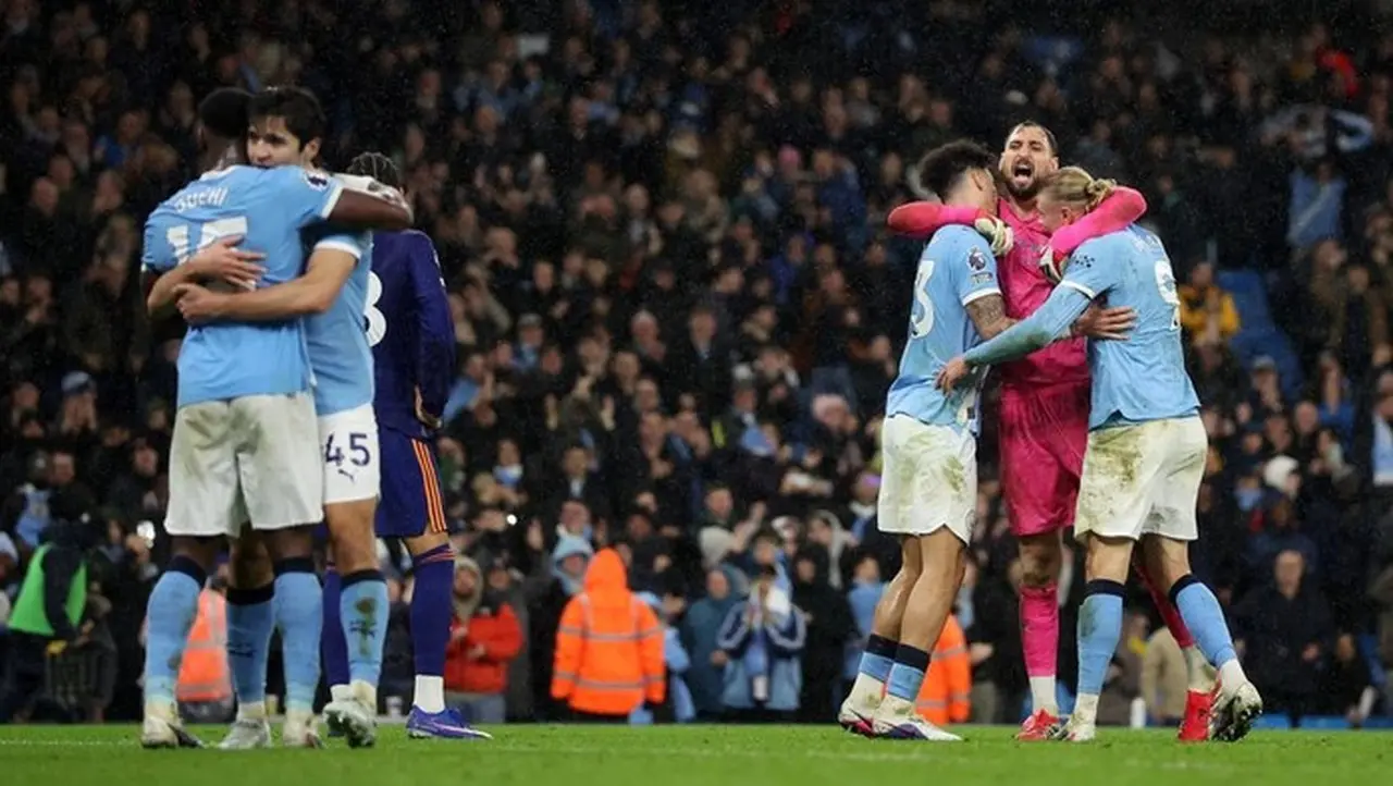 Persaingan Ketat Liga Inggris: Manchester City Kejar Arsenal di Puncak Klasemen