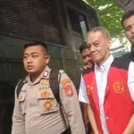 Fariz RM Hirup Udara Bebas, Kuasa Hukum Pastikan Kliennya Sehat dan Kapok Fariz RM Hirup Udara Bebas, Kuasa Hukum Pastikan Kliennya Sehat dan Kapok