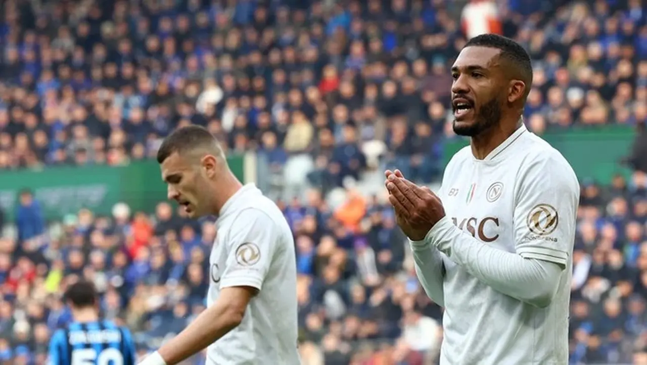 Napoli Frustrasi Usai Kalah dari Atalanta, Salahkan Kepemimpinan Wasit Napoli Frustrasi Usai Kalah dari Atalanta, Salahkan Kepemimpinan Wasit