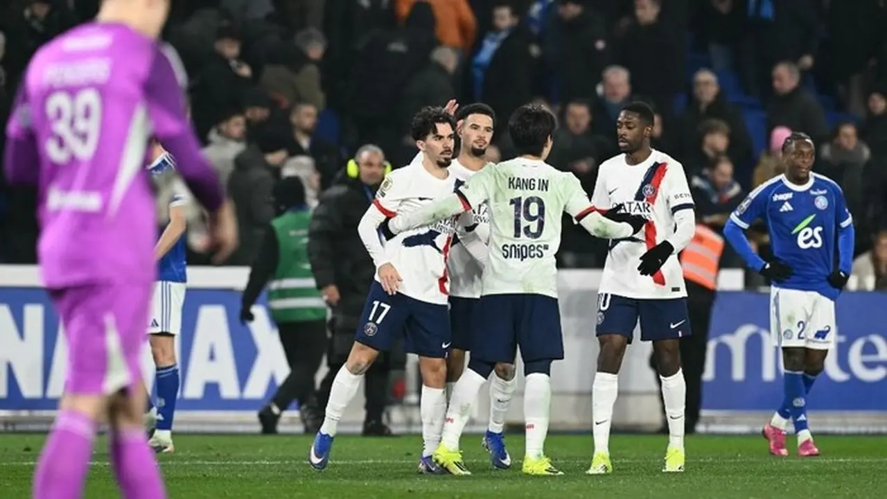 PSGERCELAH DI KANDANG STRASBOURG 2-1, ACHRAF HAKIMI DAPAT KARTU MERAH