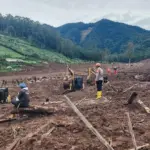 Longsor Cisarua: 78 Body Pack Ditemukan, Tim SAR Masih Cari 2 Korban Hilang Longsor Cisarua: 78 Body Pack Ditemukan, Tim SAR Masih Cari 2 Korban Hilang