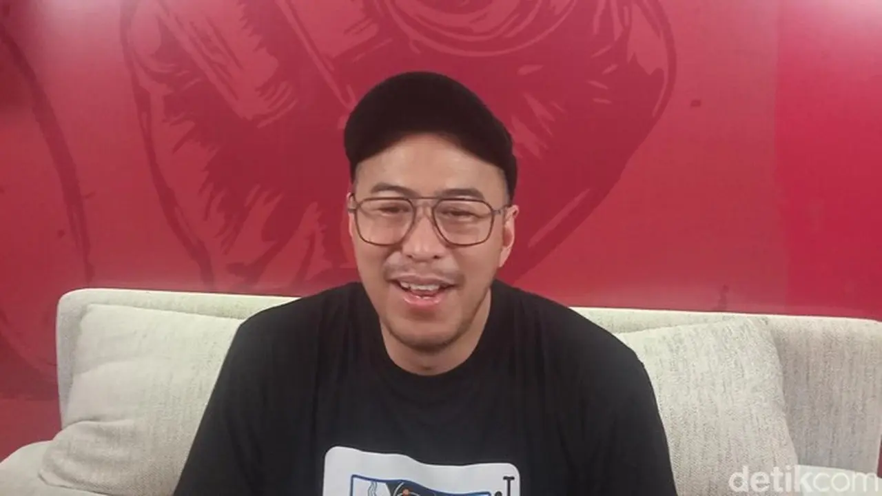 Pandji Pragiwaksono Akui Belum Berkomunikasi dengan Raffi Ahmad Terkait ‘Mens Rea’