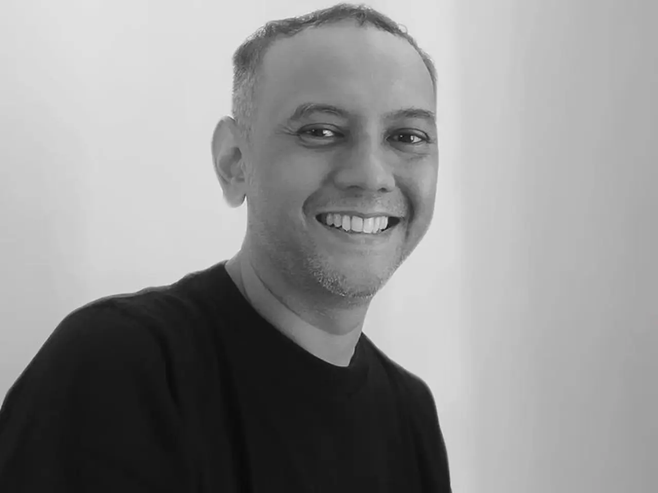 Ditinggal Lucky Widja, Personel Element Berjuang Kumpulkan Ulang Data Administratif Band Ditinggal Lucky Widja, Personel Element Berjuang Kumpulkan Ulang Data Administratif Band