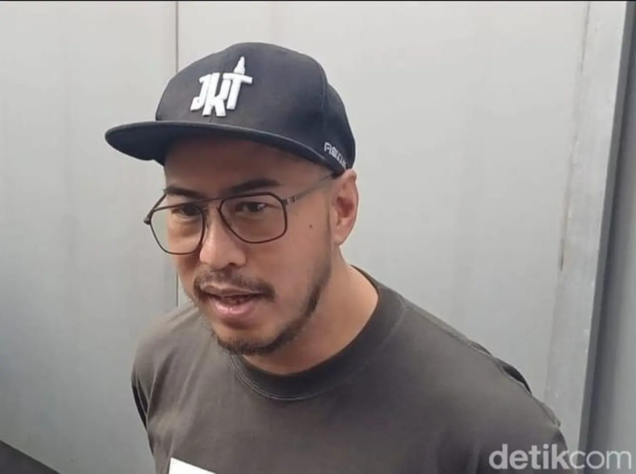 Pandji Pragiwaksono Bertemu Petinggi MUI, Jelaskan Polemik Materi “Mens Rea” Pandji Pragiwaksono Bertemu Petinggi MUI, Jelaskan Polemik Materi “Mens Rea”