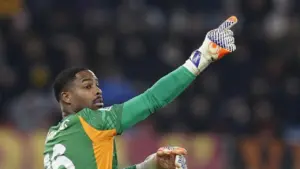 Mike Maignan Perpanjang Kontrak di AC Milan Hingga 2031, Gaji Naik Dua Kali Lipat