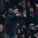 Mikel Arteta Kena Kartu Kuning Gara-gara Tertawa di Laga Arsenal vs Chelsea