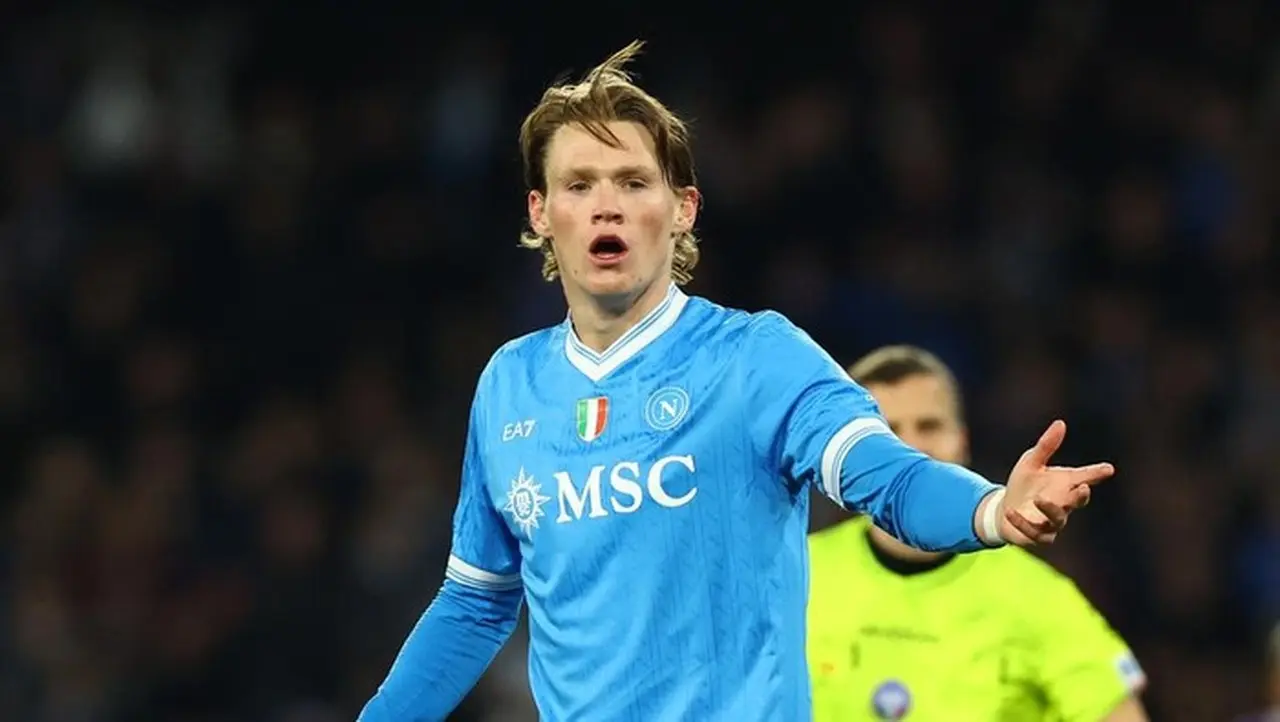 Scott McTominay: Mesin Napoli yang Tak Pernah Lelah, Lampaui Kapten dan Kiper