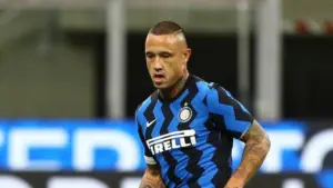 Radja Nainggolan Nilai Serie A Menurun: “Saya Masih Bisa Bersaing di Level Ini” Radja Nainggolan Nilai Serie A Menurun: “Saya Masih Bisa Bersaing di Level Ini”
