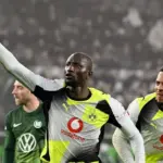 Borussia Dortmund Raih Kemenangan Tipis 2-1 atas Wolfsburg di Liga Jerman