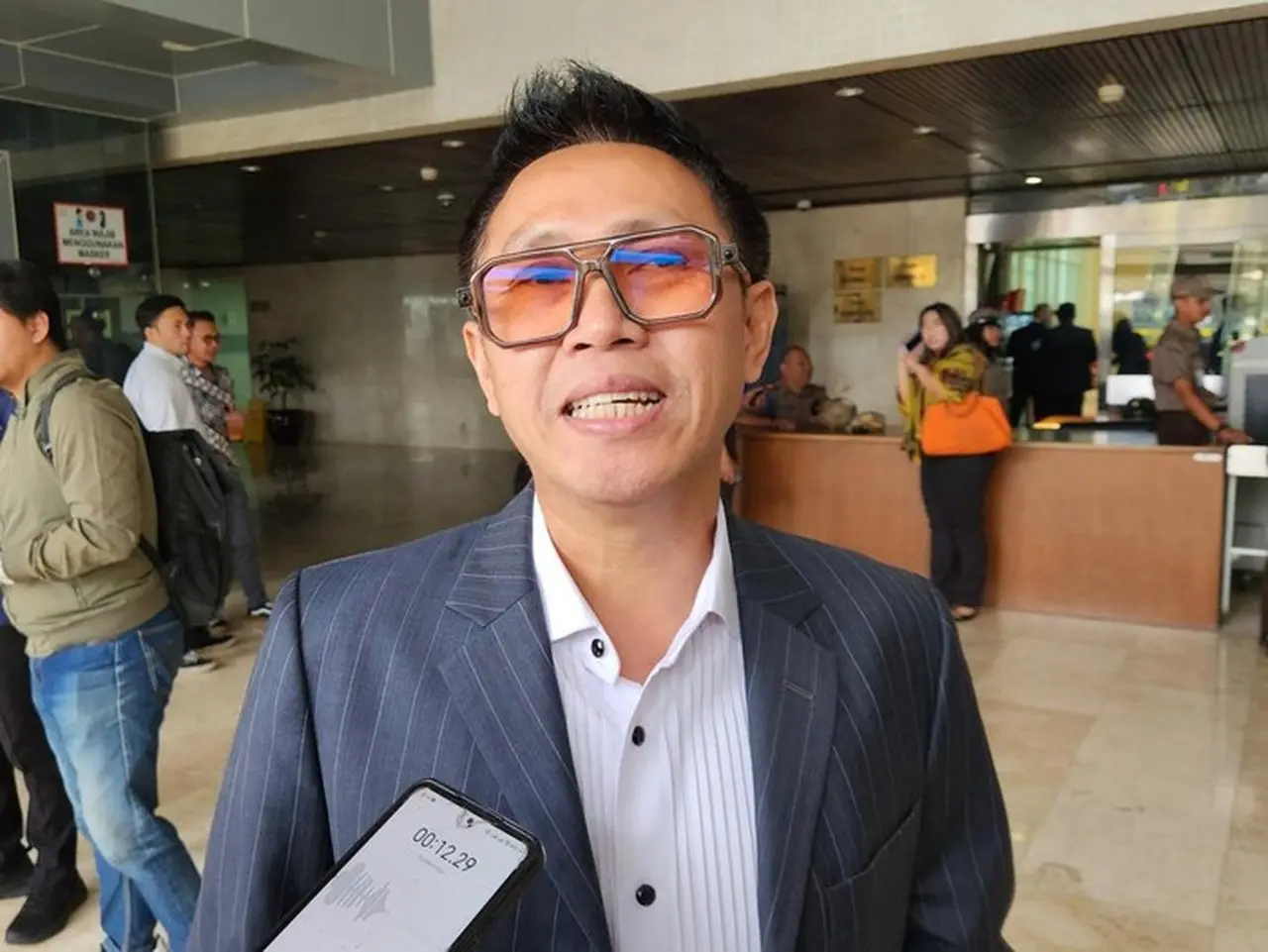 Eko Patrio Ungkap Kondisi Rumah Pasca-Penjarahan, Singgung Rencana Kembali Eko Patrio Ungkap Kondisi Rumah Pasca-Penjarahan, Singgung Rencana Kembali