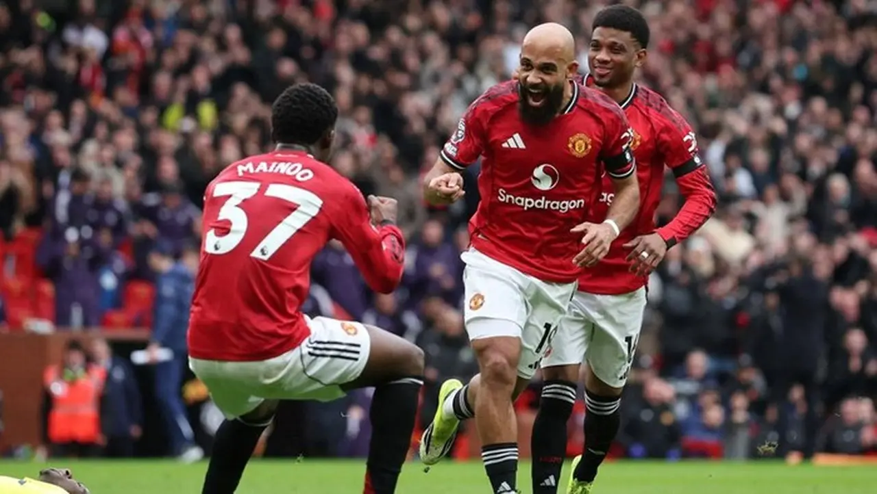 Manchester United: Bulan Madu Michael Carrick Berakhir, Tantangan Baru Menanti Setan Merah