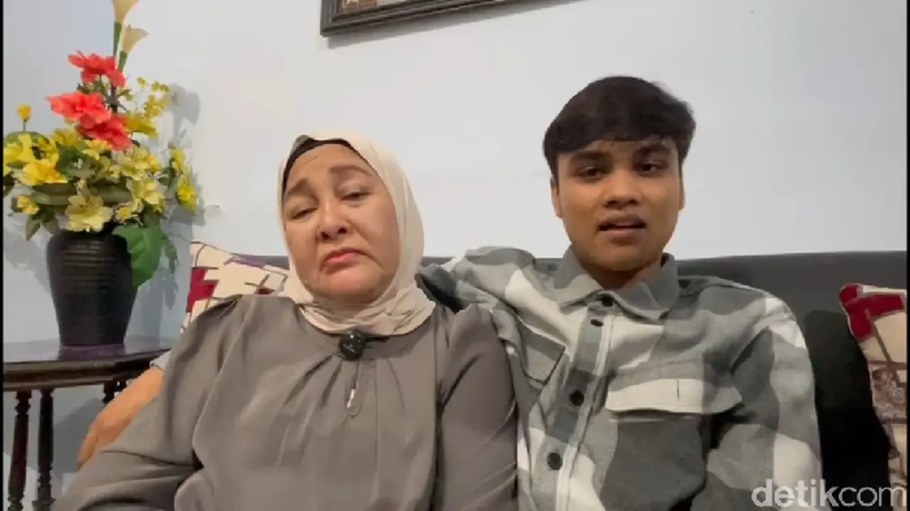Ressa Rizky Tuntut Pengakuan Langsung dari Denada, Tak Cukup Lewat Kuasa Hukum Ressa Rizky Tuntut Pengakuan Langsung dari Denada, Tak Cukup Lewat Kuasa Hukum