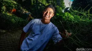 Lolos Sertifikasi Pembimbing Haji, Aiman Ricky Akui Dilema Karier Artis