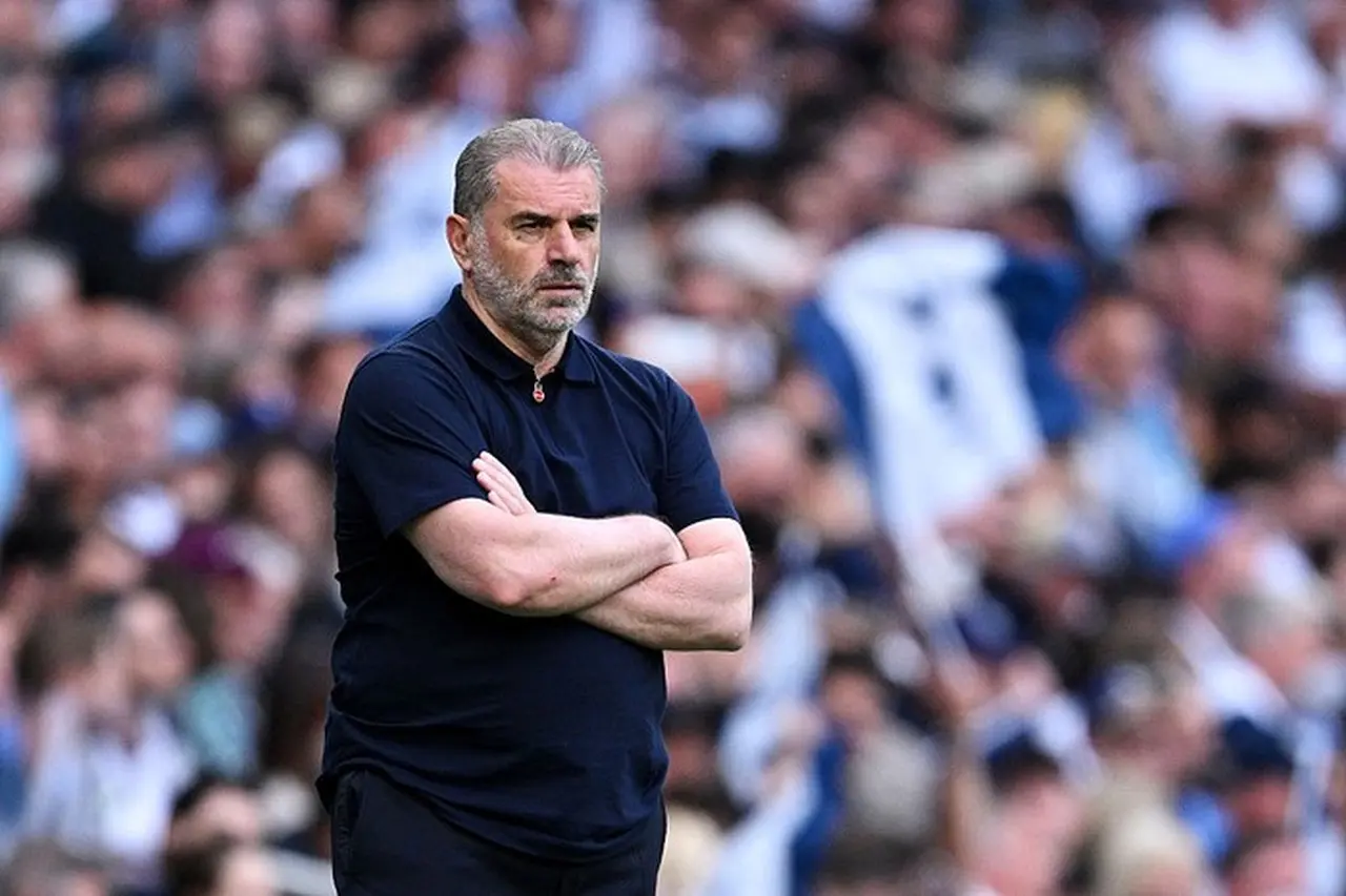 Ange Postecoglou Kritik Tottenham: Slogan ‘To Dare Is To Do’ Hanya Pepesan Kosong Ange Postecoglou Kritik Tottenham: Slogan ‘To Dare Is To Do’ Hanya Pepesan Kosong