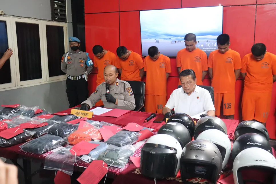 Geng Vascal Yogyakarta – Dua Pelajar Alami Luka Bacok Demi Keluar dari Geng Geng Vascal Yogyakarta – Dua Pelajar Alami Luka Bacok Demi Keluar dari Geng