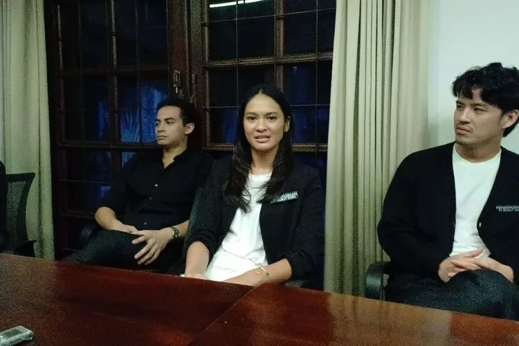 Hana Malasan: Peran di Film Bantu Ikhlas Kehilangan Ibu Hana Malasan: Peran di Film Bantu Ikhlas Kehilangan Ibu