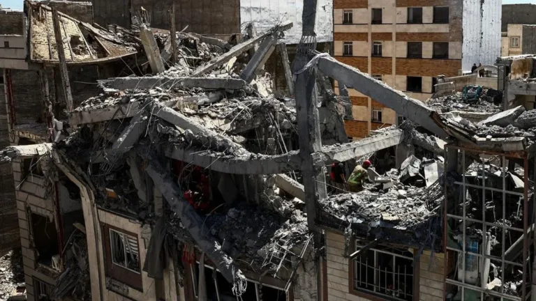 Krisis Pasar Saham Global: Triliunan Dolar Lenyap Akibat Perang Iran 2026 Krisis Pasar Saham Global: Triliunan Dolar Lenyap Akibat Perang Iran 2026