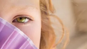 Mata Anak Merah Mendadak? Ini Penyebab & Solusinya