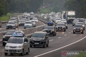 One Way Lokal Tol Trans Jawa – Strategi Antisipasi Kemacetan KM 390-70