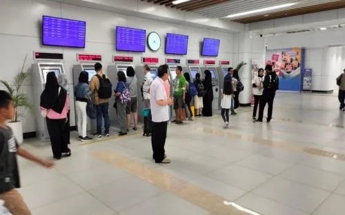 Penumpang Whoosh Lebaran 2026 Tembus 311 Ribu Orang Penumpang Whoosh Lebaran 2026 Tembus 311 Ribu Orang