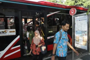 Solo Dorong ASN Bike to Work dan Pakai Transportasi Umum